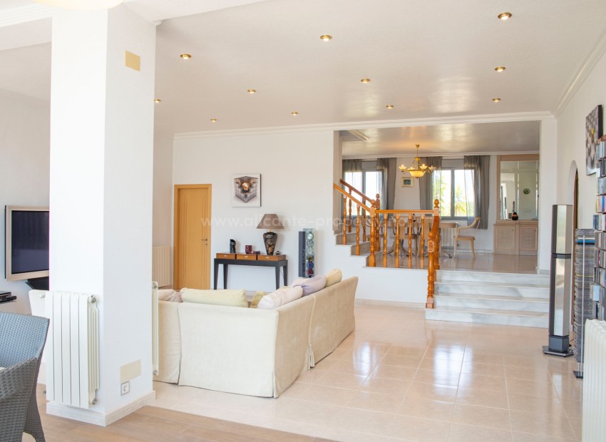 Villa en Pueblo Bravo