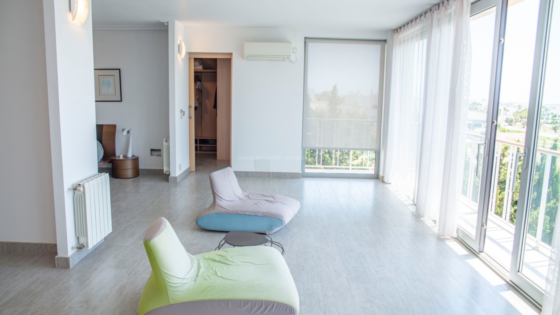 Villa en Pueblo Bravo