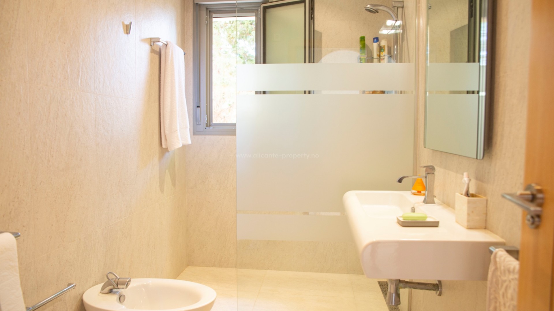 Villa en Pueblo Bravo