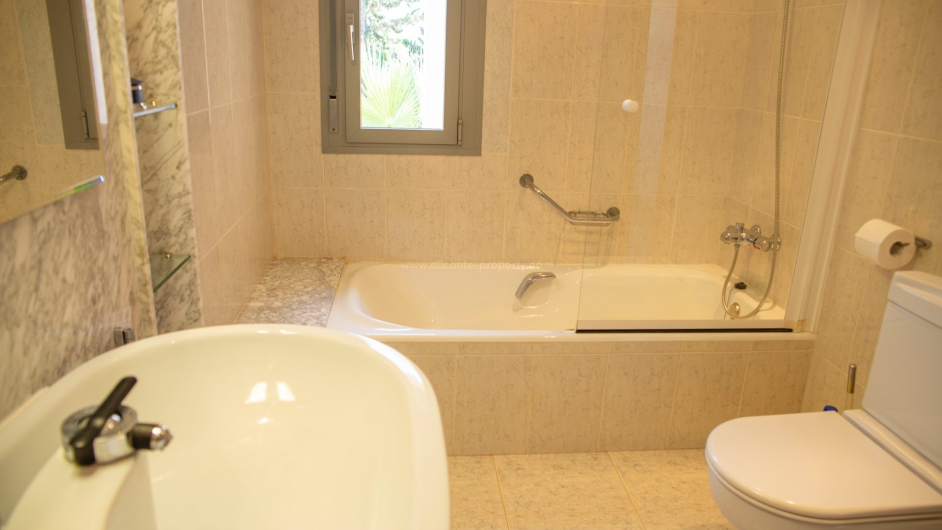 Villa en Pueblo Bravo