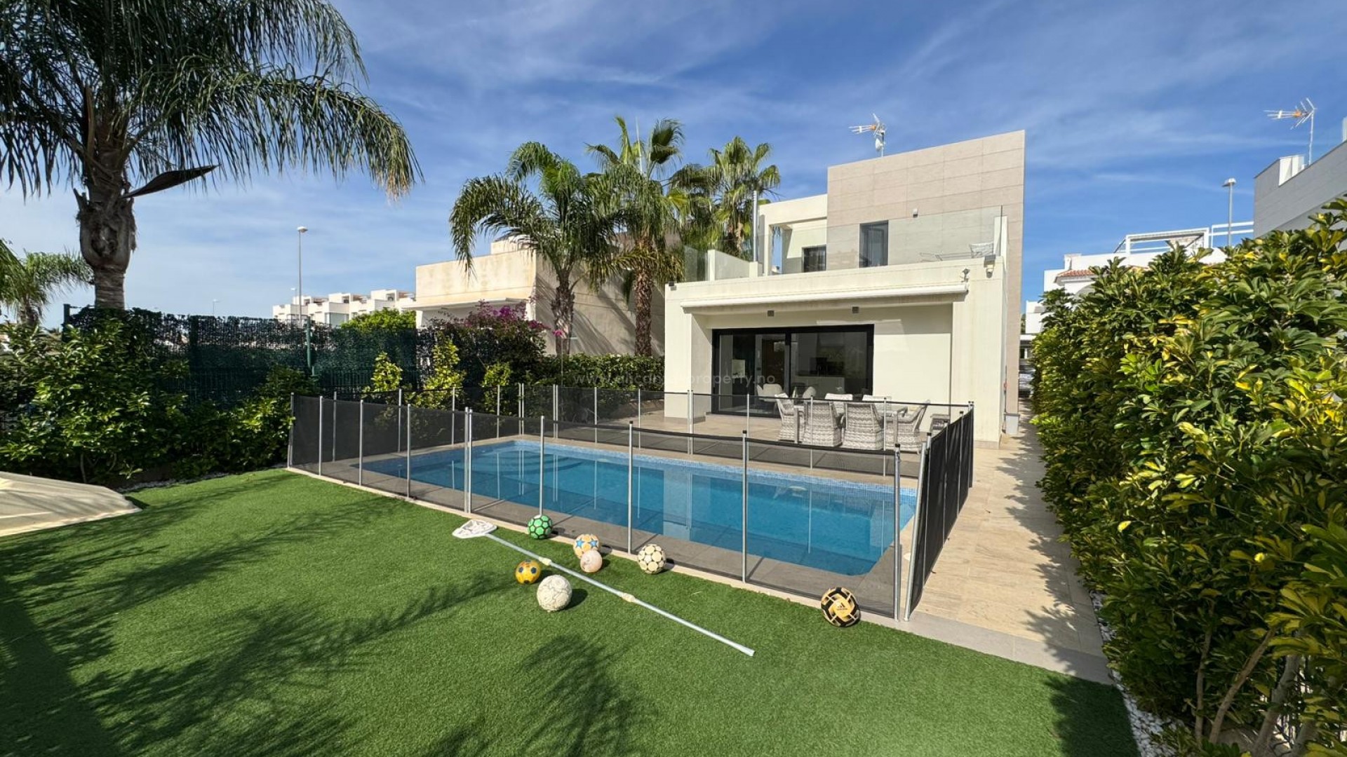 Villa en Pueblo Bravo