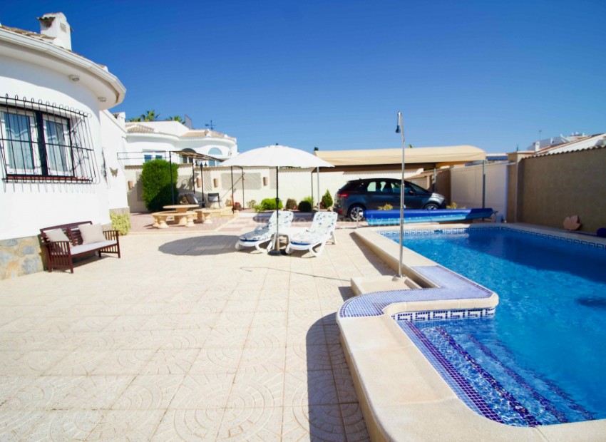 Villa en Pueblo Bravo