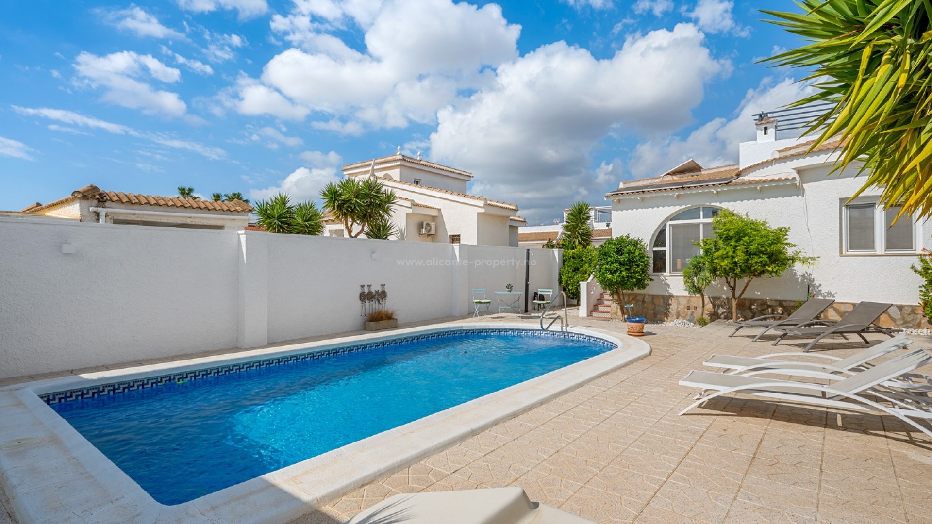 Villa en Pueblo Bravo