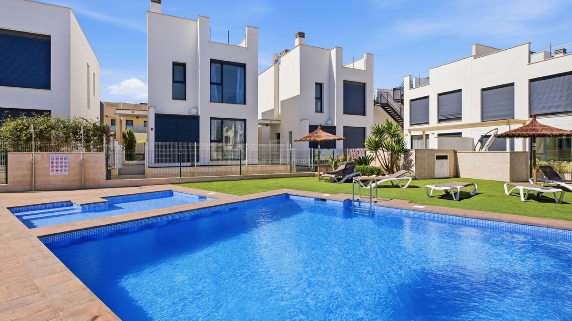 Villa en Punta Prima