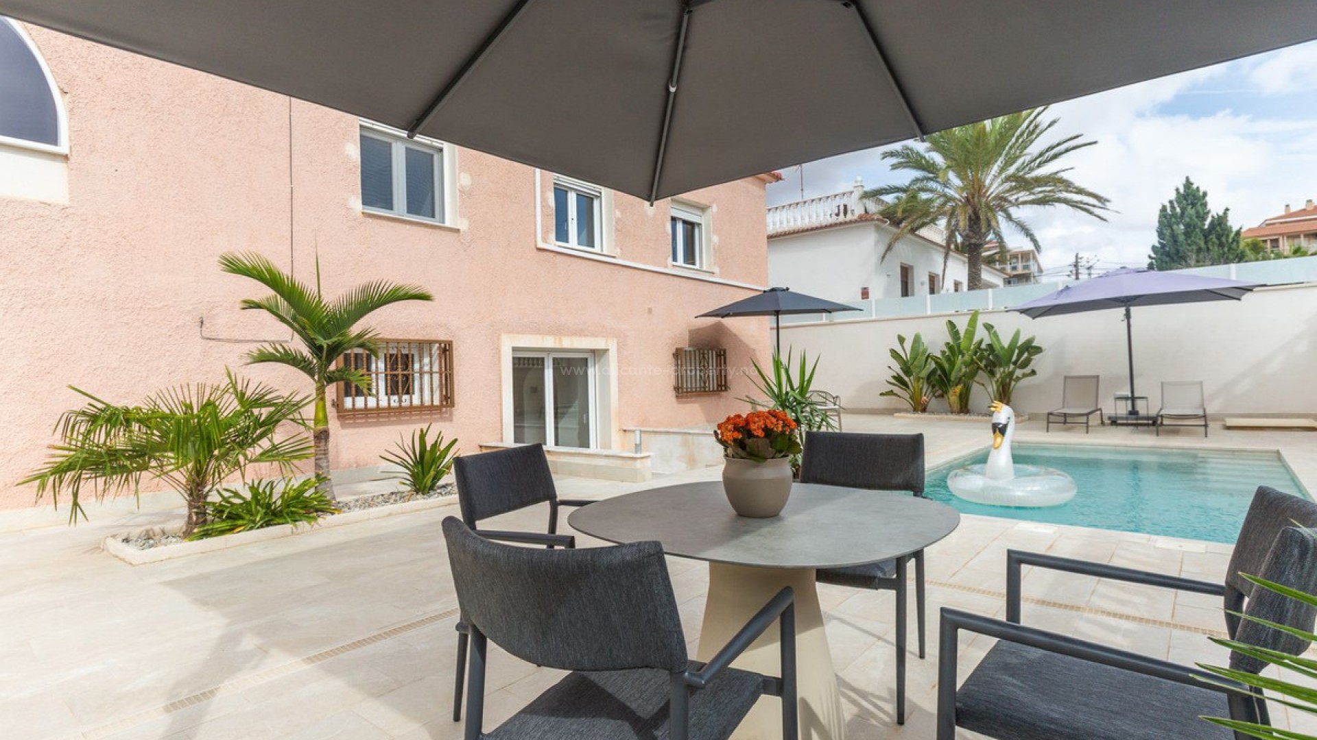 Villa en Punta Prima