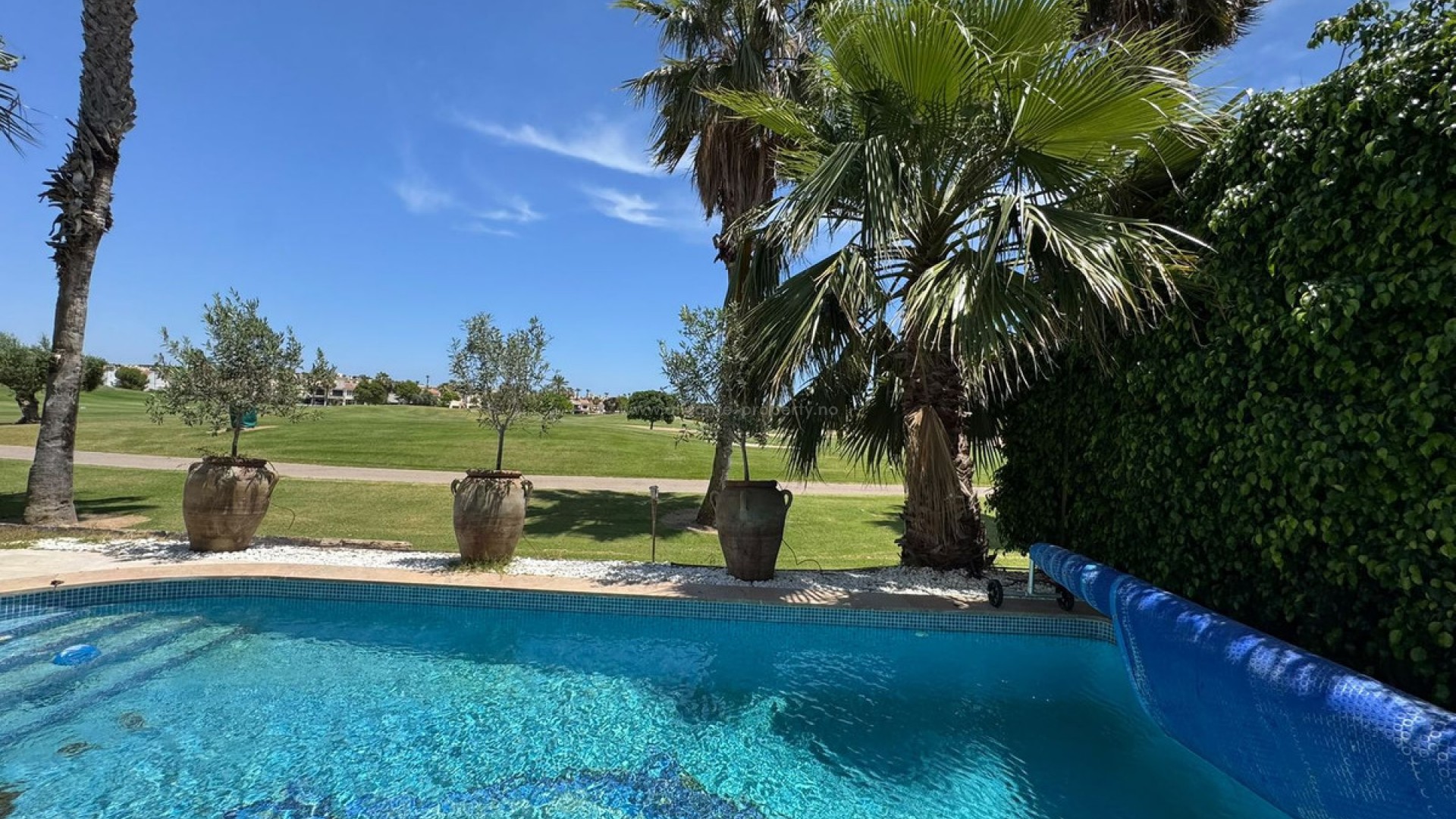Villa en Roda