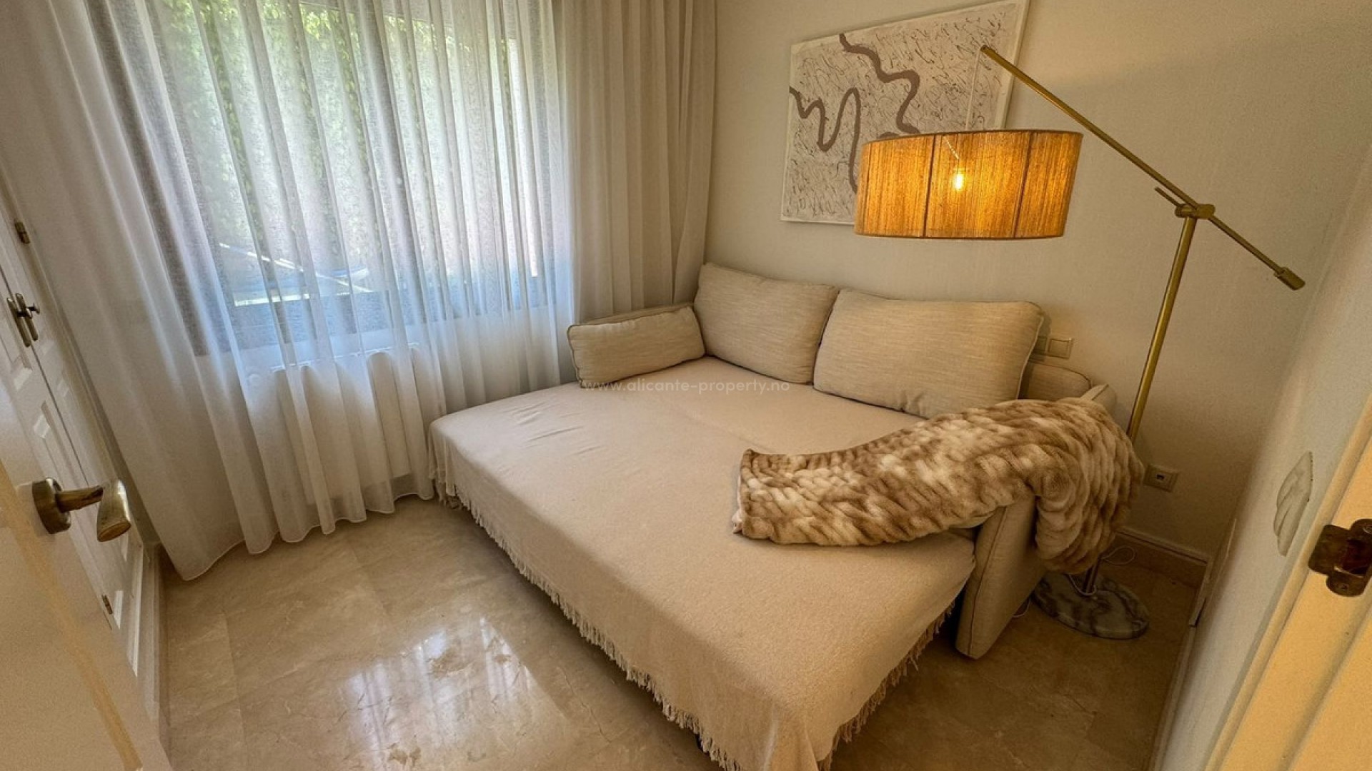 Villa en Roda