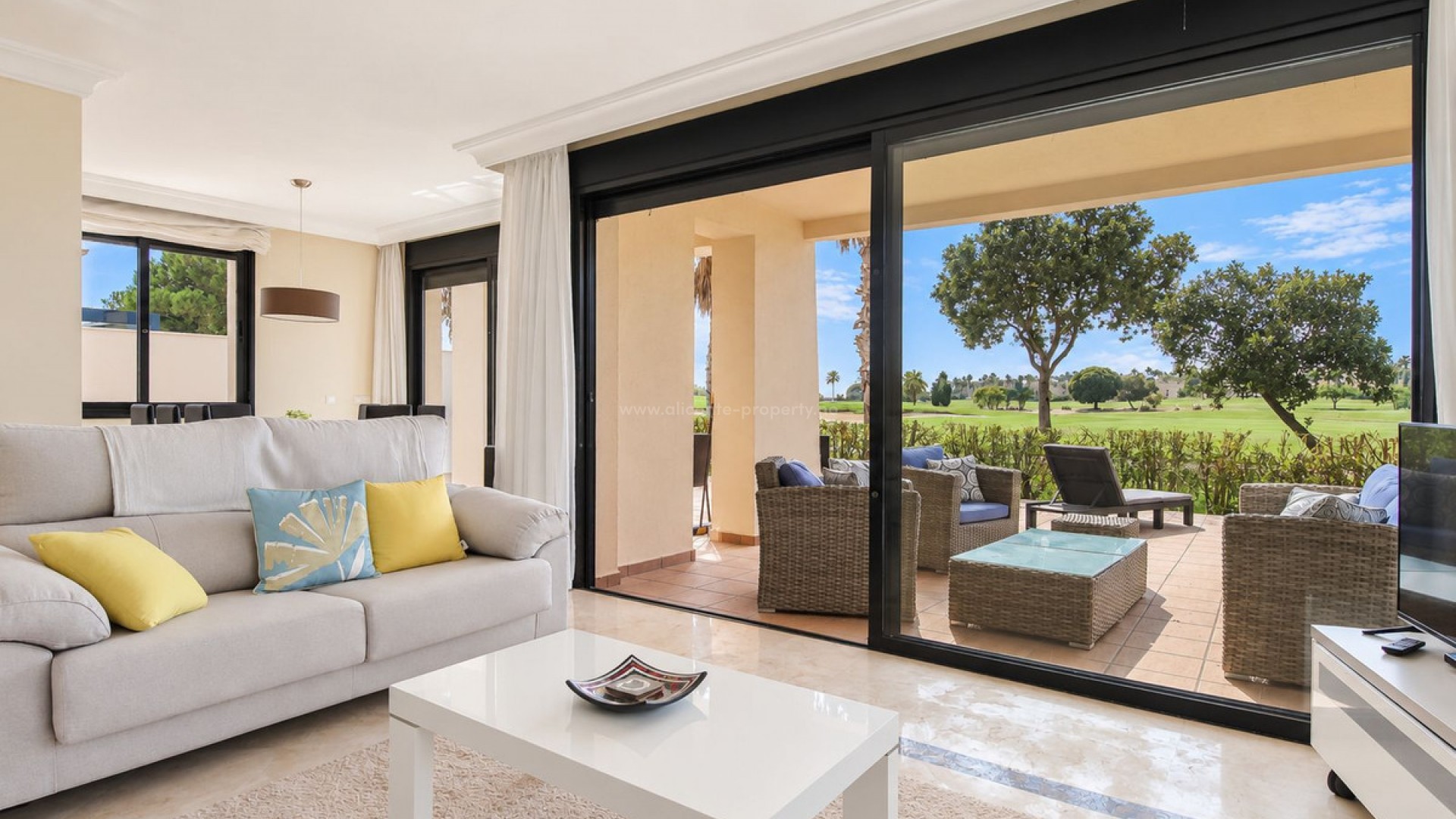 Villa en Roda
