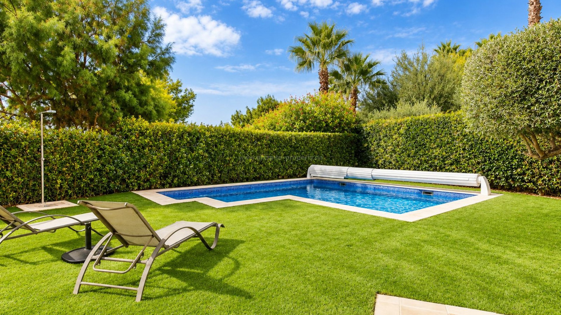 Villa en Roda