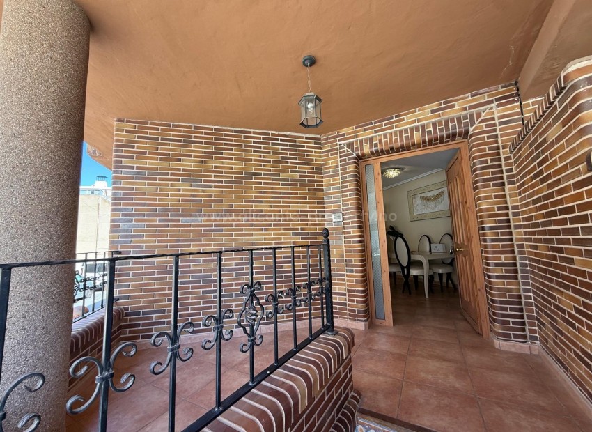 Villa en Rojales