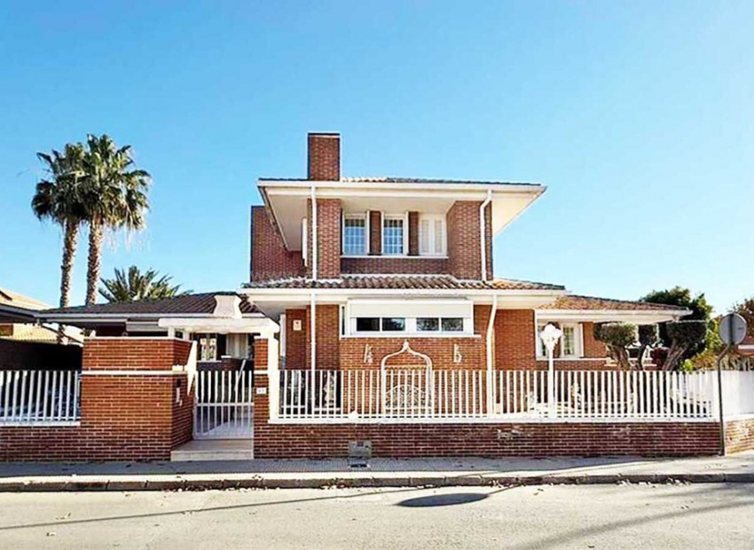 Villa en San Javier Centro