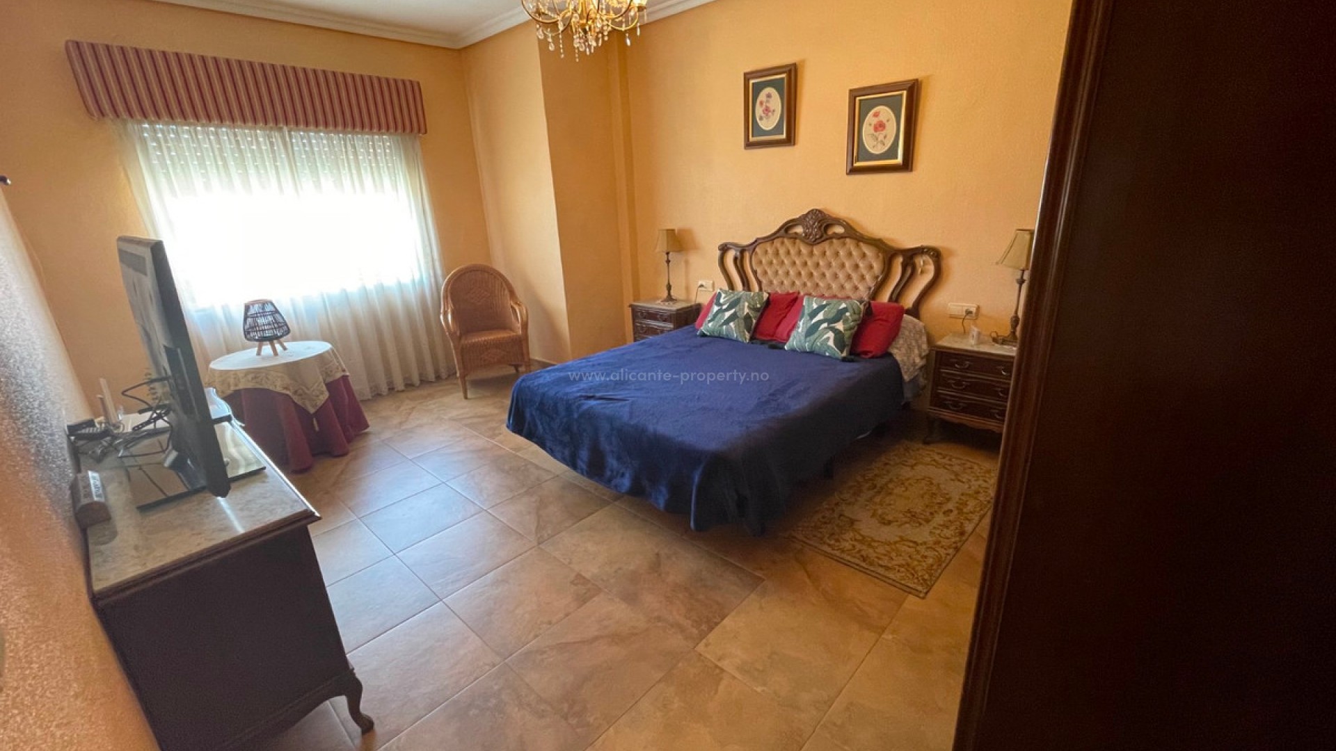 Villa en San Miguel de Salinas Centro