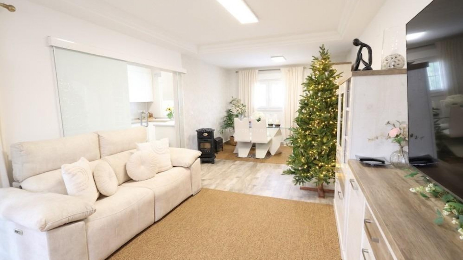 Villa en San Miguel de Salinas Centro