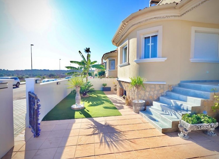 Villa en San Miguel de Salinas Centro