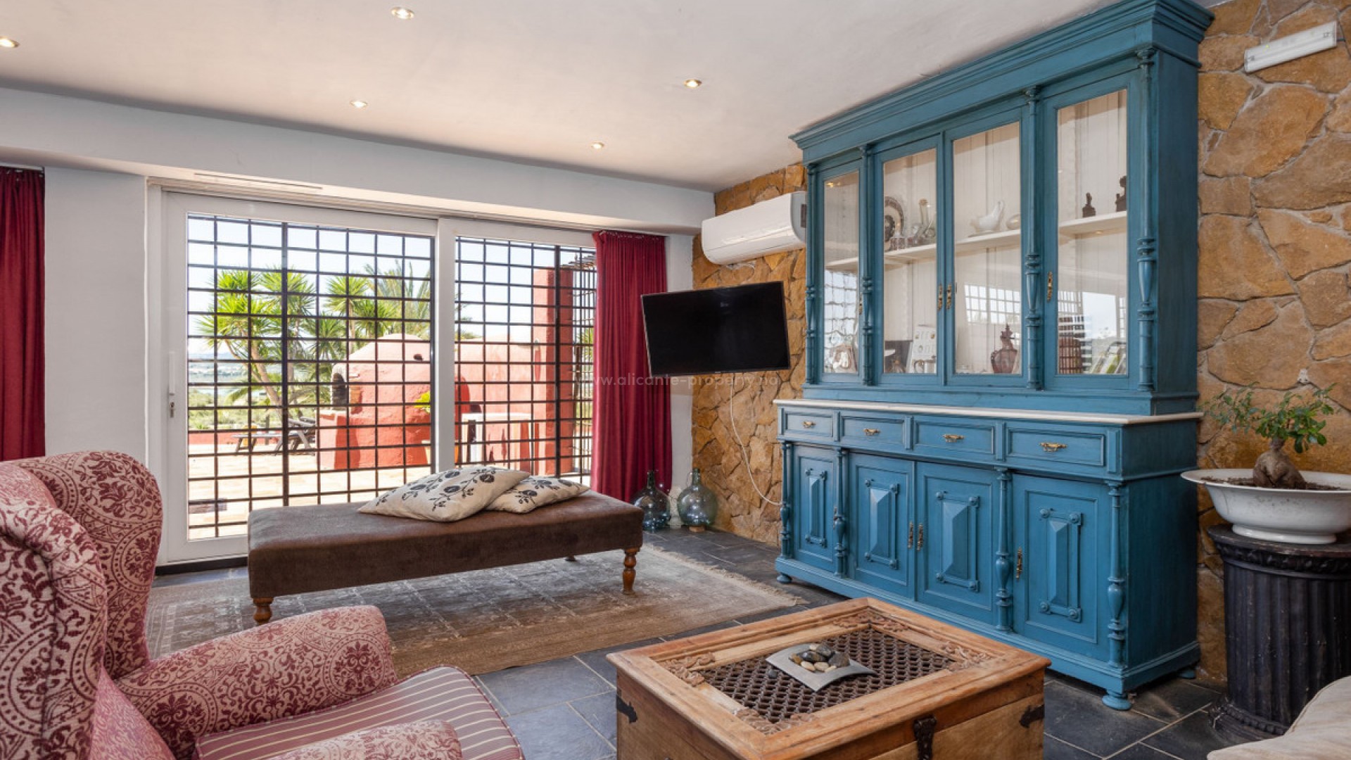 Villa en San Miguel de Salinas Centro