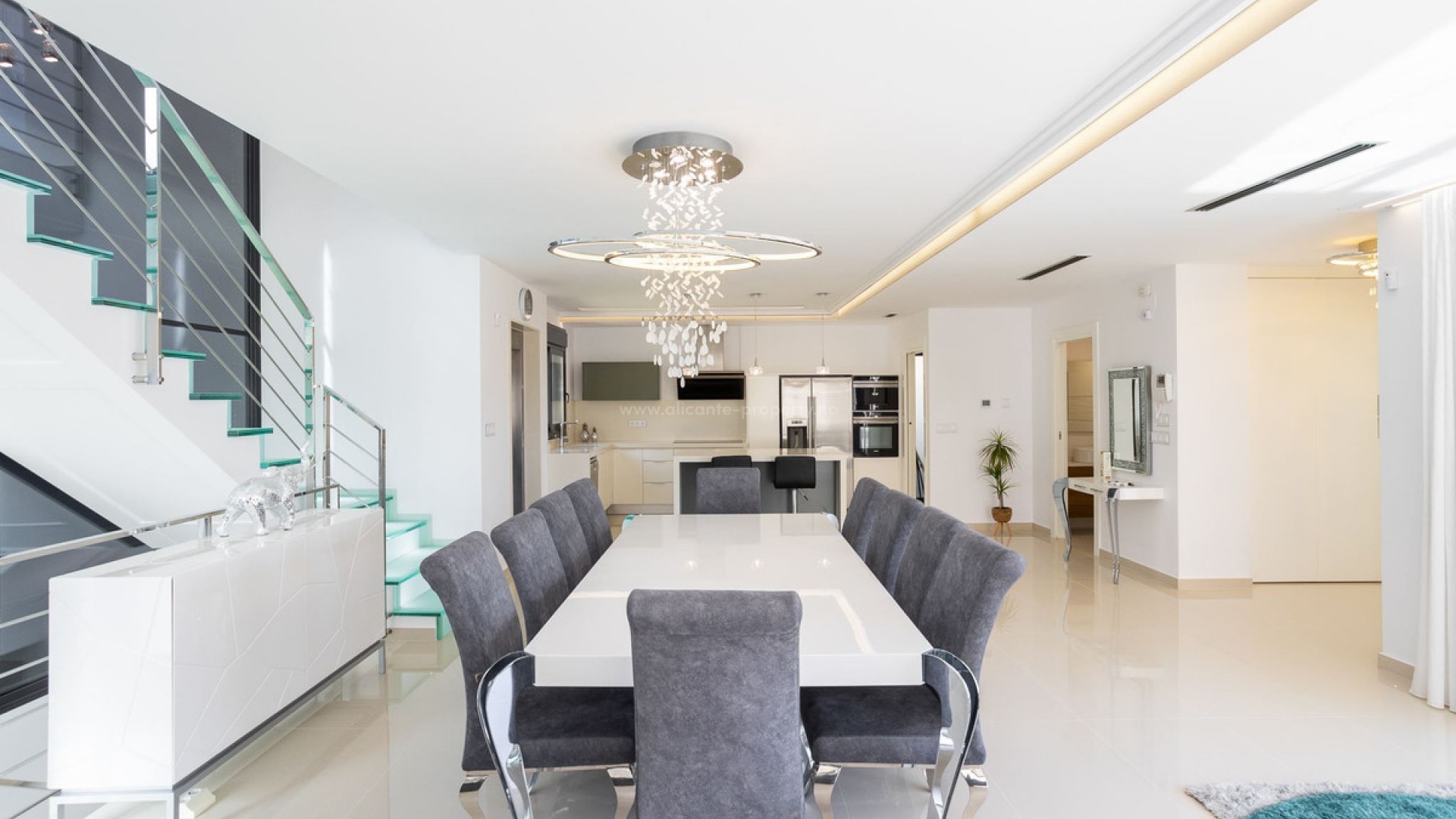 Villa en San Miguel de Salinas Centro