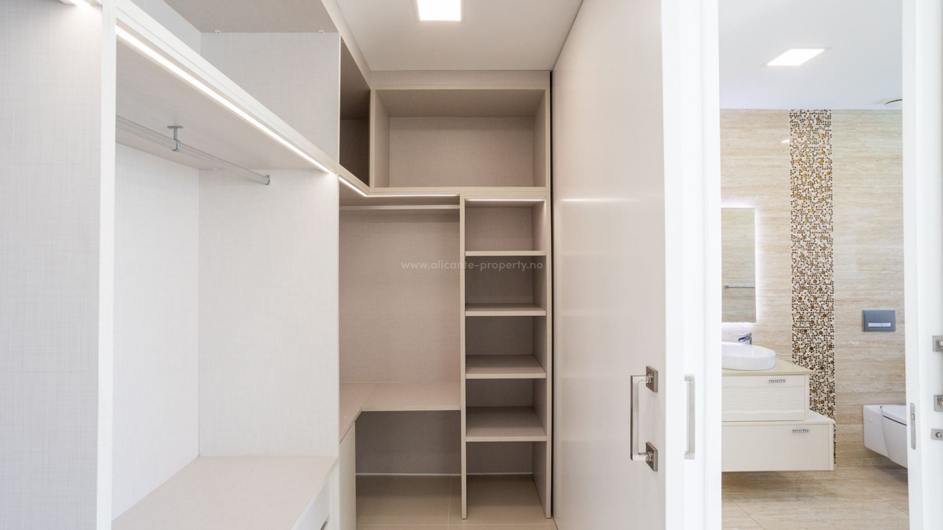 Villa en San Miguel de Salinas Centro