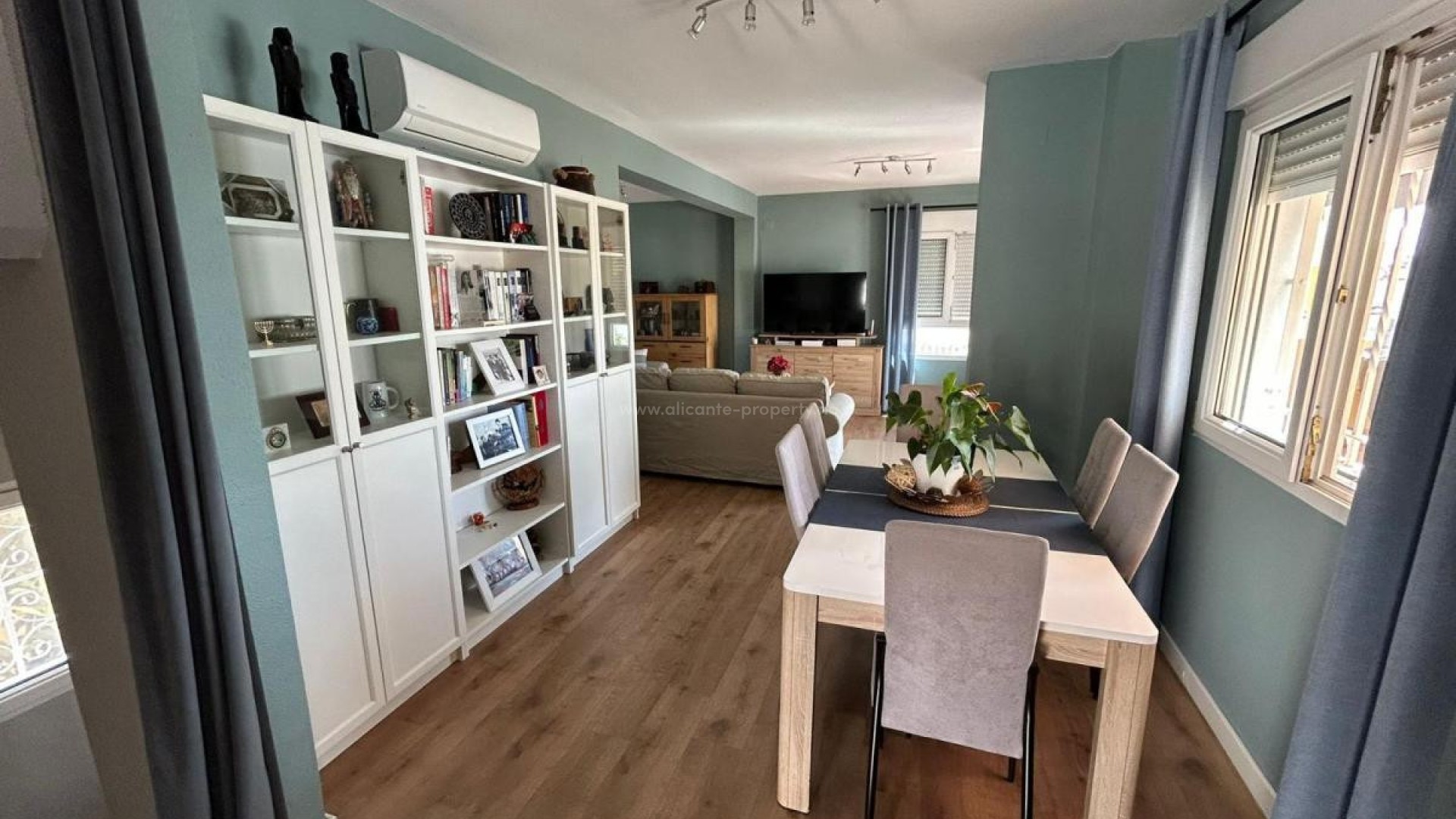 Villa en San Miguel de Salinas Centro