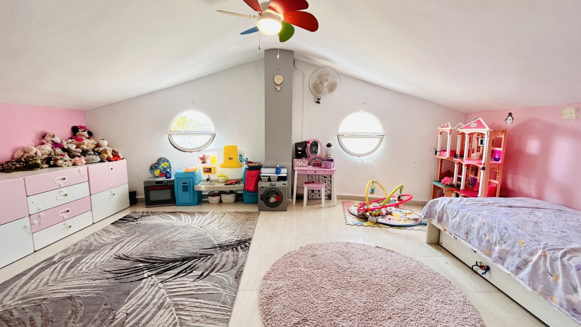 Villa en San Miguel de Salinas Centro