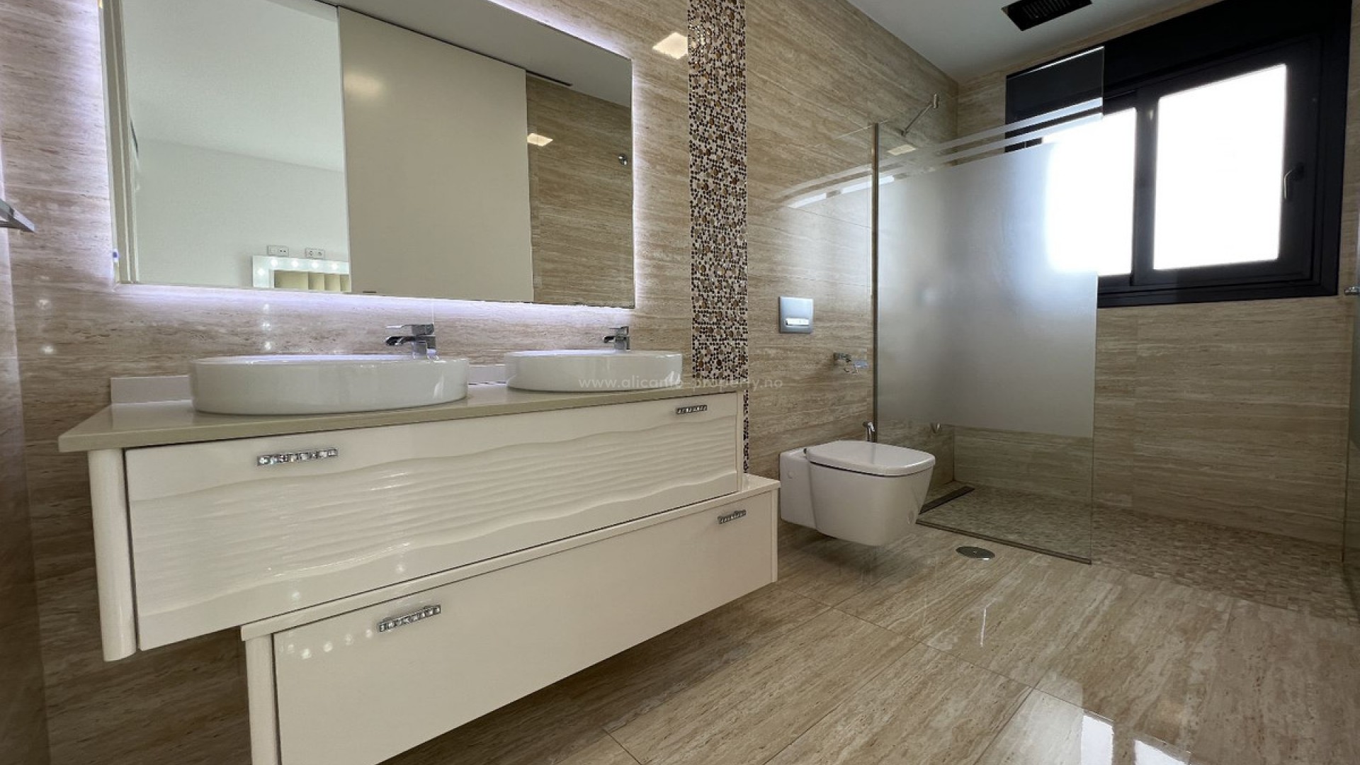 Villa en San Miguel de Salinas Centro