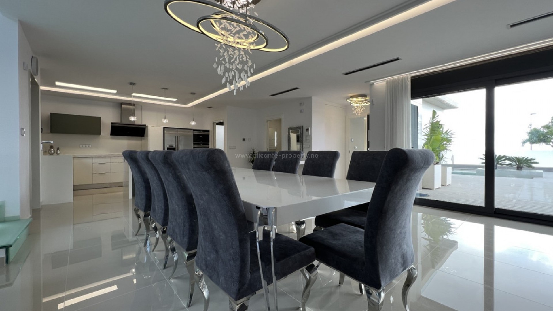 Villa en San Miguel de Salinas Centro