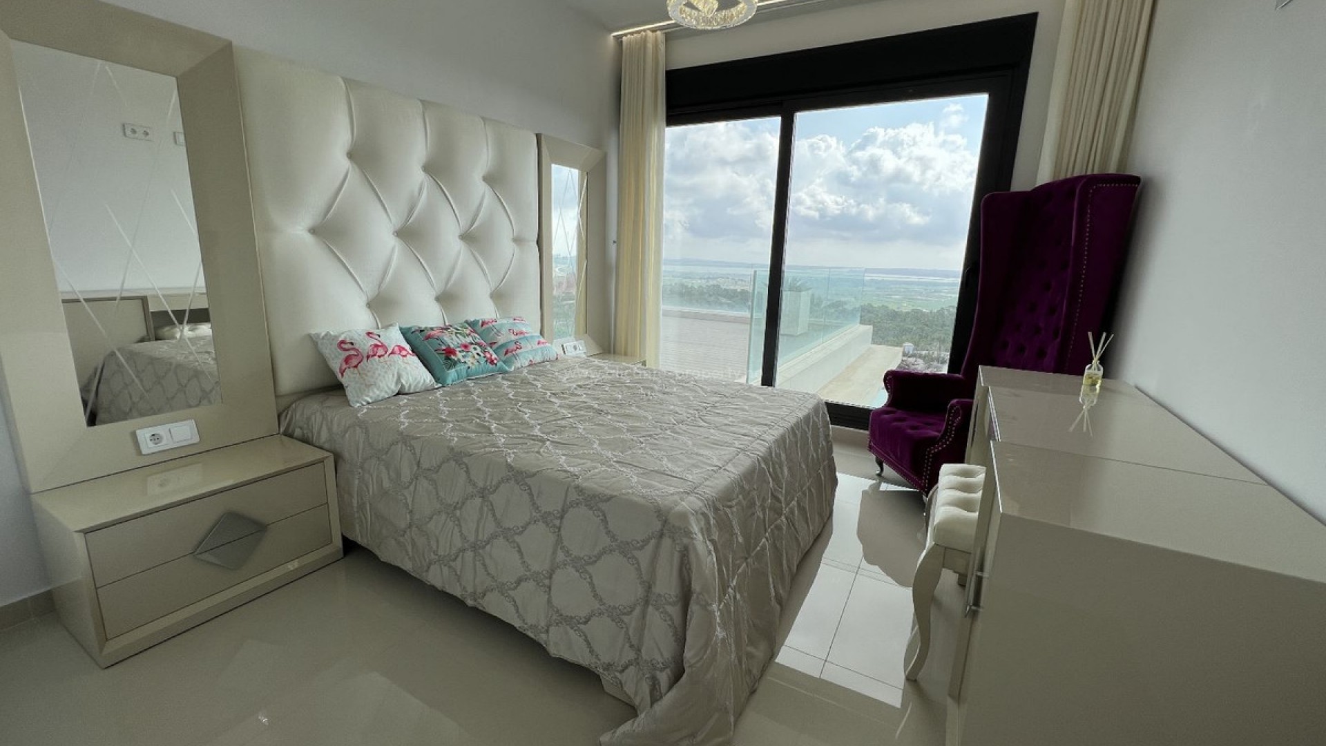 Villa en San Miguel de Salinas Centro