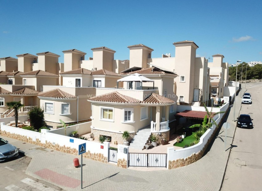 Villa en San Miguel de Salinas Centro