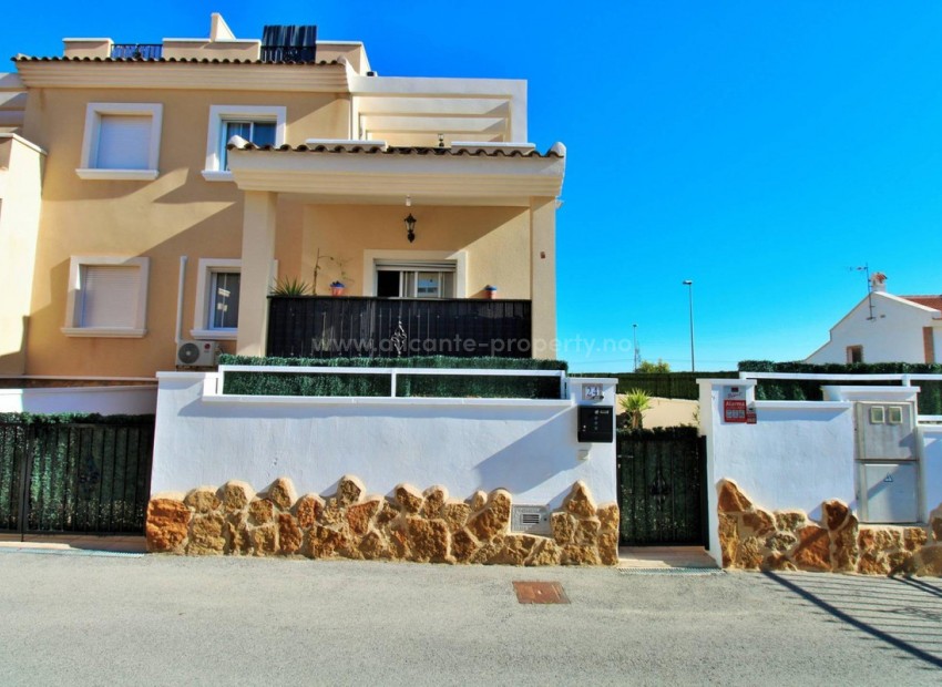 Villa en San Miguel de Salinas Centro