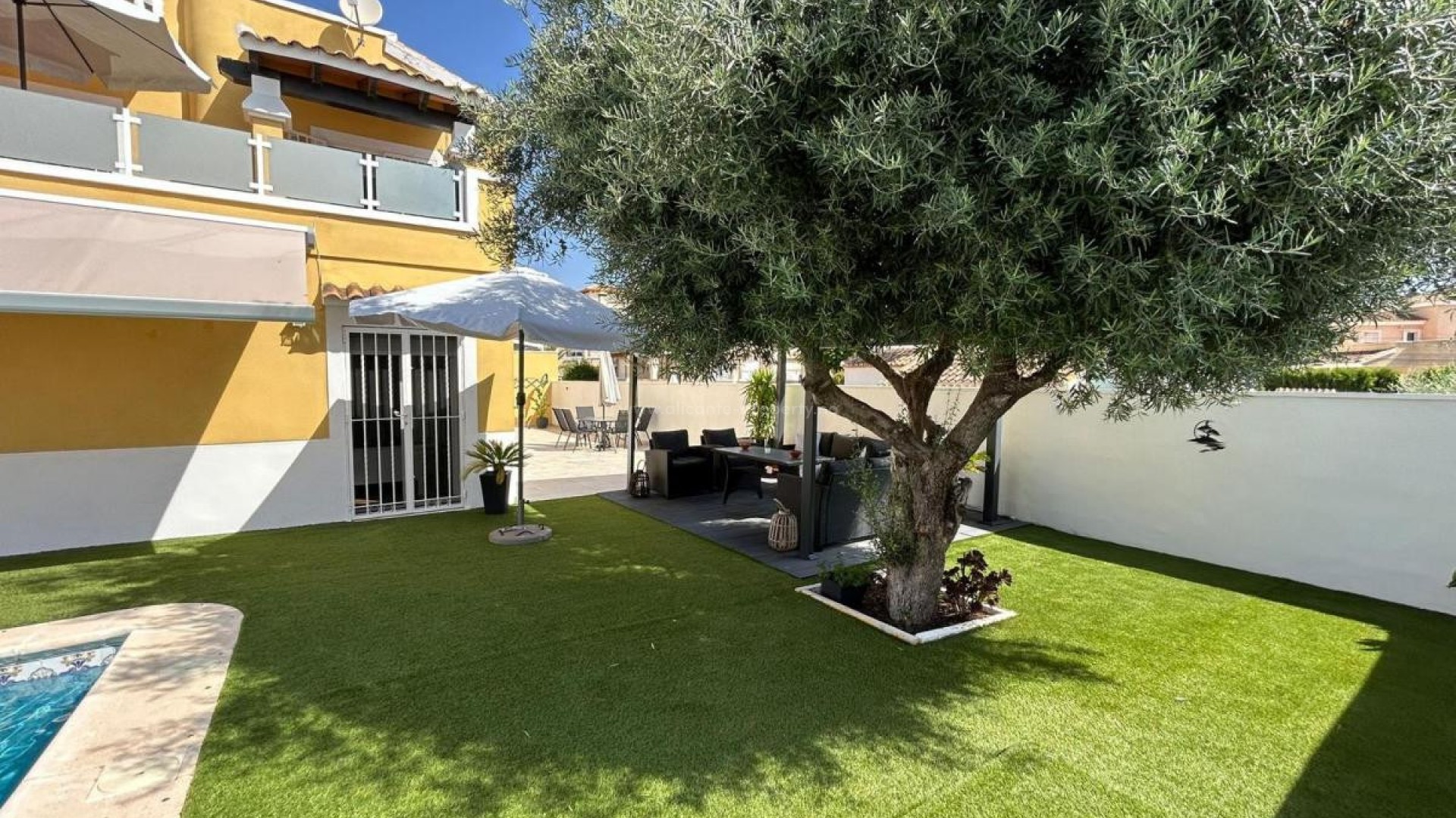 Villa en San Miguel de Salinas Centro