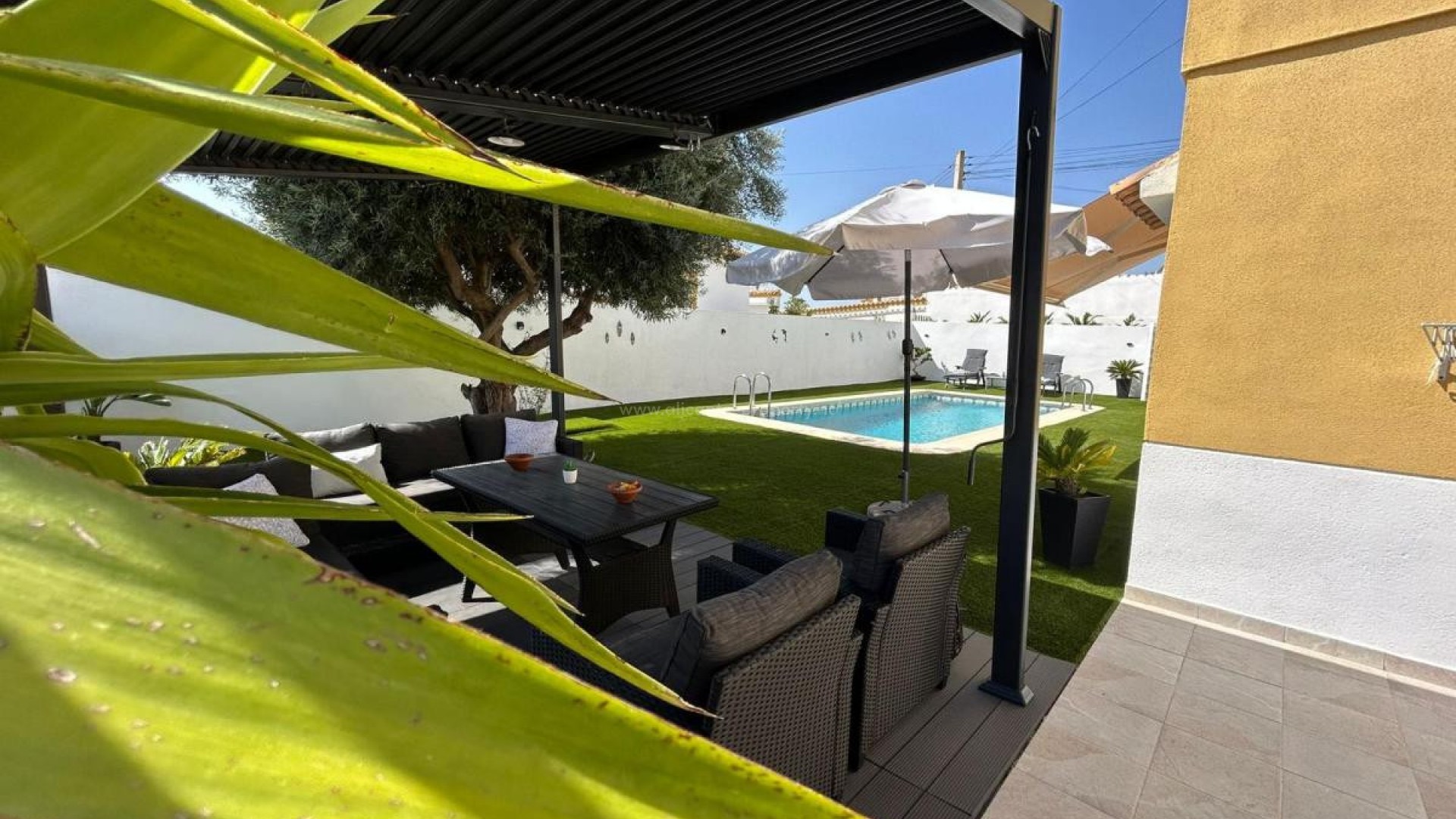 Villa en San Miguel de Salinas Centro