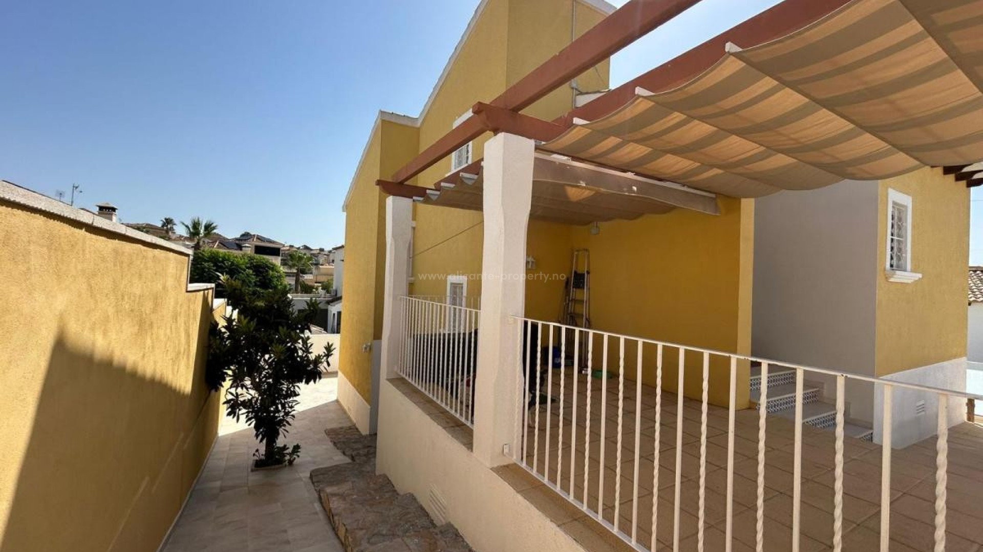 Villa en San Miguel de Salinas Centro