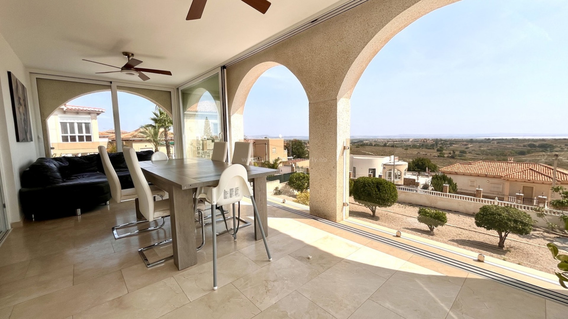 Villa en San Miguel de Salinas Centro