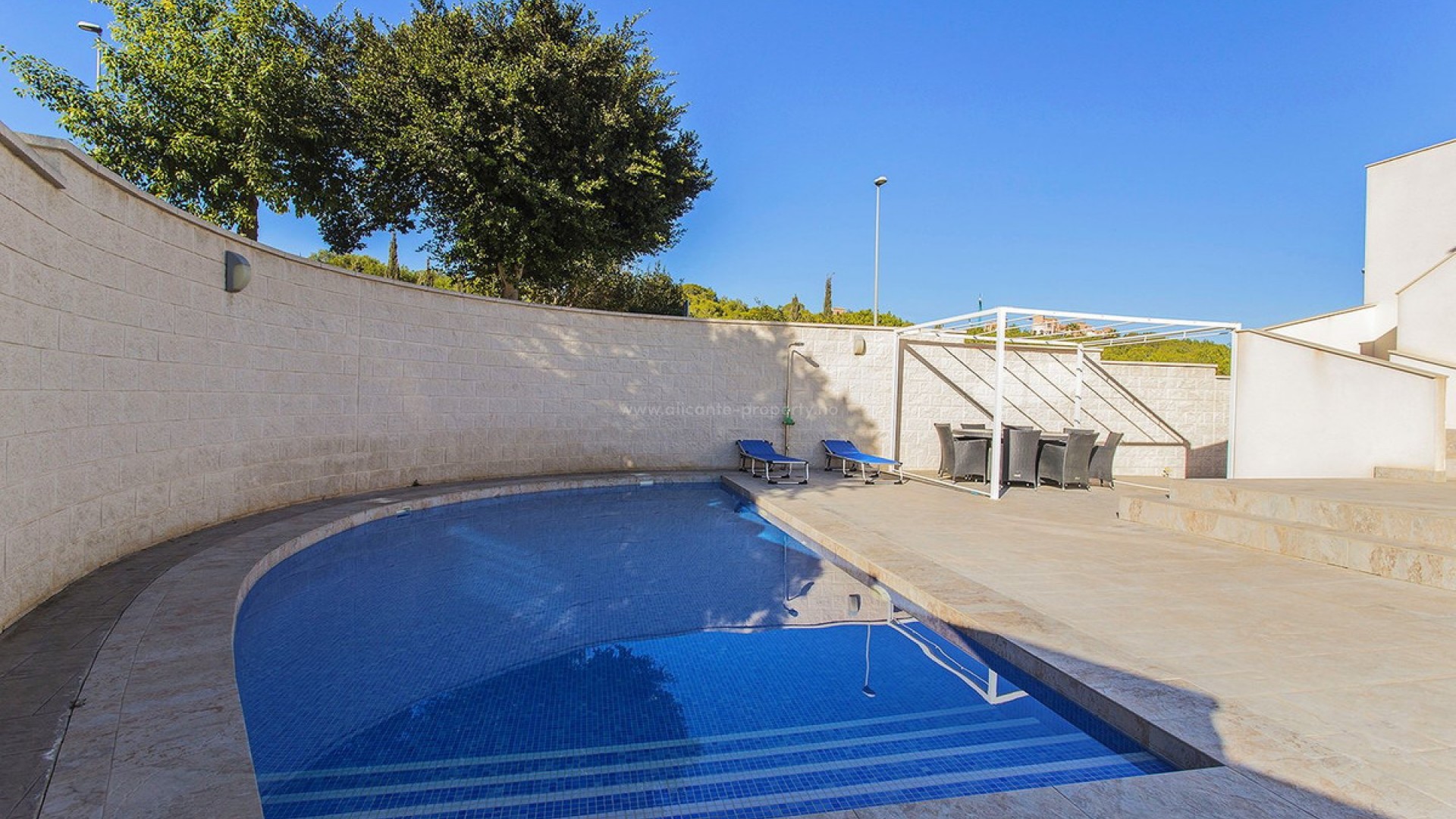 Villa en San Miguel de Salinas Centro