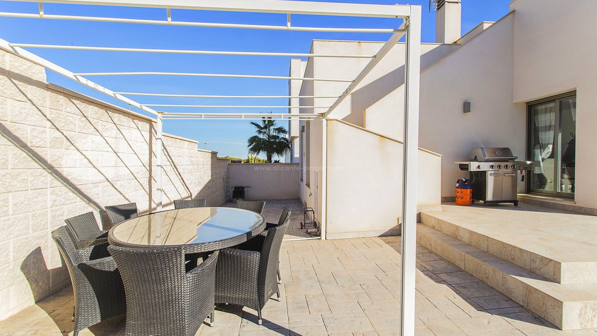 Villa en San Miguel de Salinas Centro