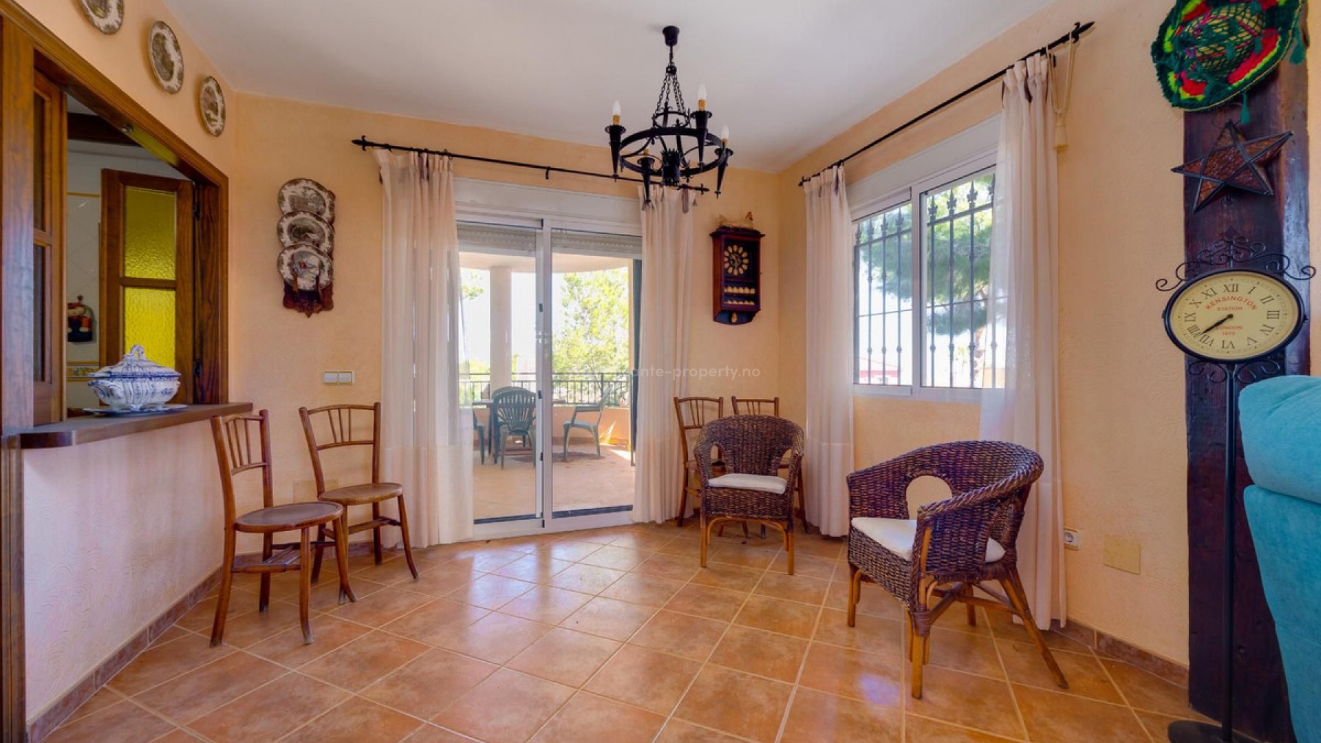Villa en San Miguel de Salinas Centro