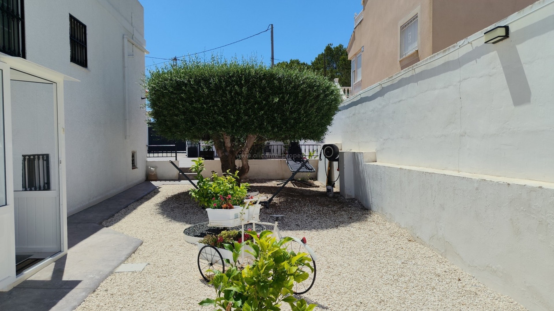 Villa en San Miguel de Salinas Centro