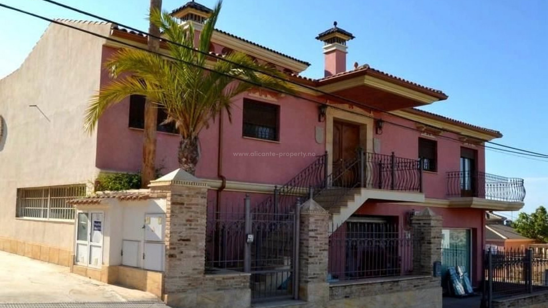 Villa en San Miguel de Salinas Centro