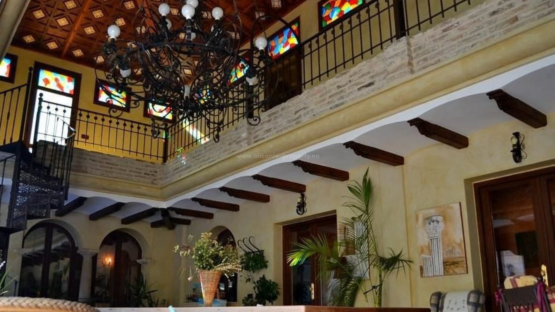 Villa en San Miguel de Salinas Centro