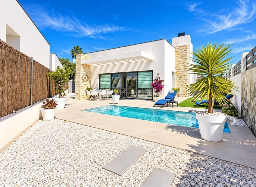 Villa en San Miguel de Salinas Centro