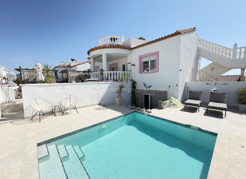 Villa en San Miguel de Salinas Centro