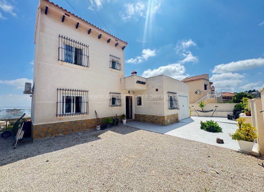 Villa en San Miguel de Salinas Centro