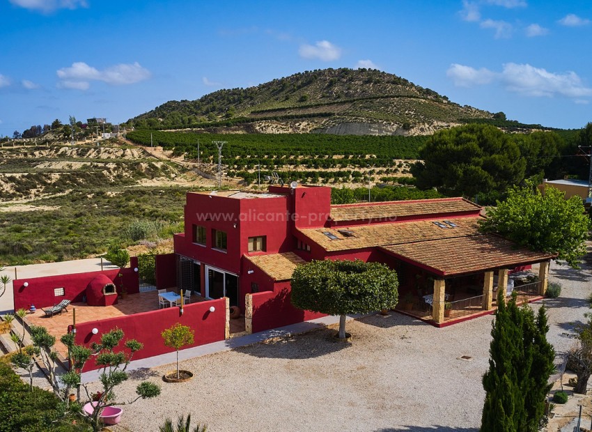 Villa en San Miguel de Salinas Centro