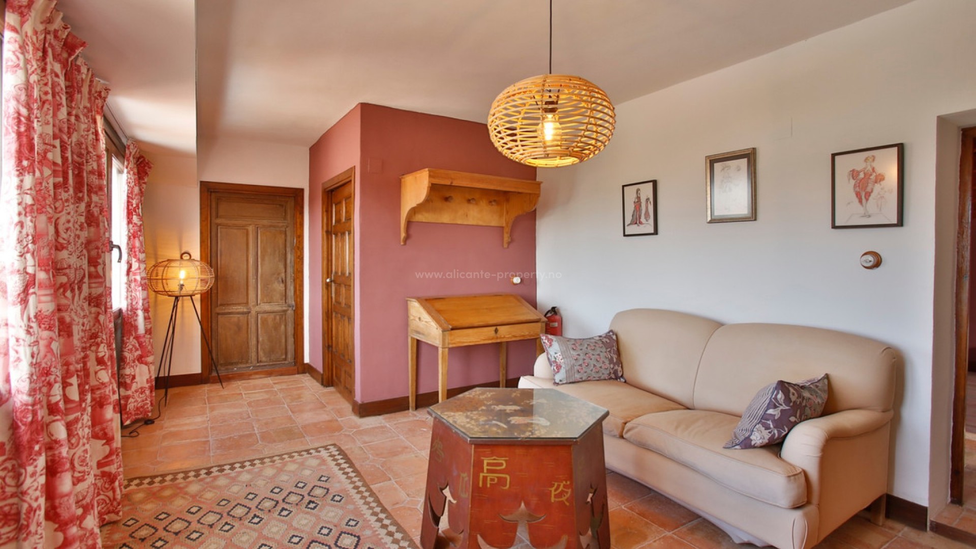Villa en San Miguel de Salinas Centro