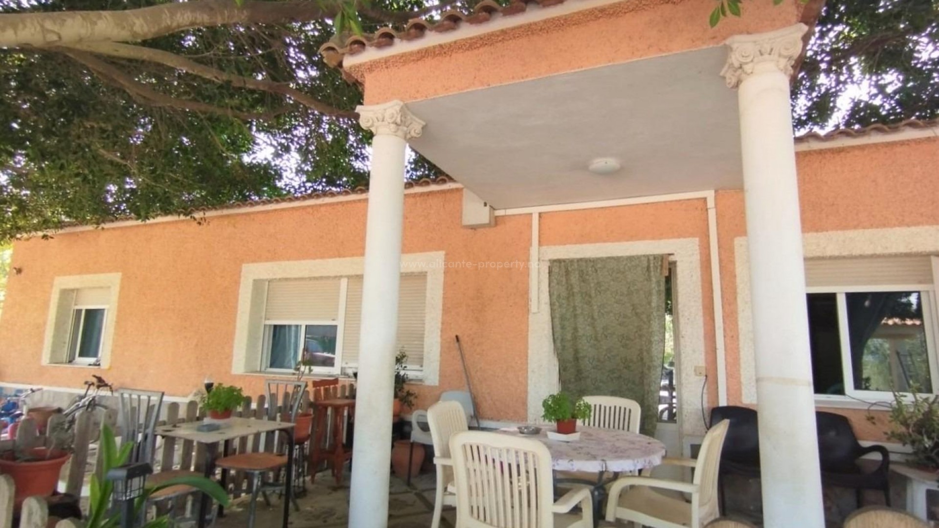 Villa en San Miguel de Salinas