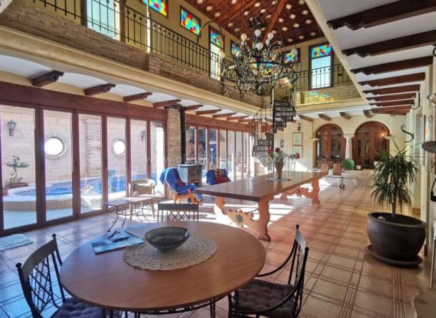 Villa en San Miguel de Salinas