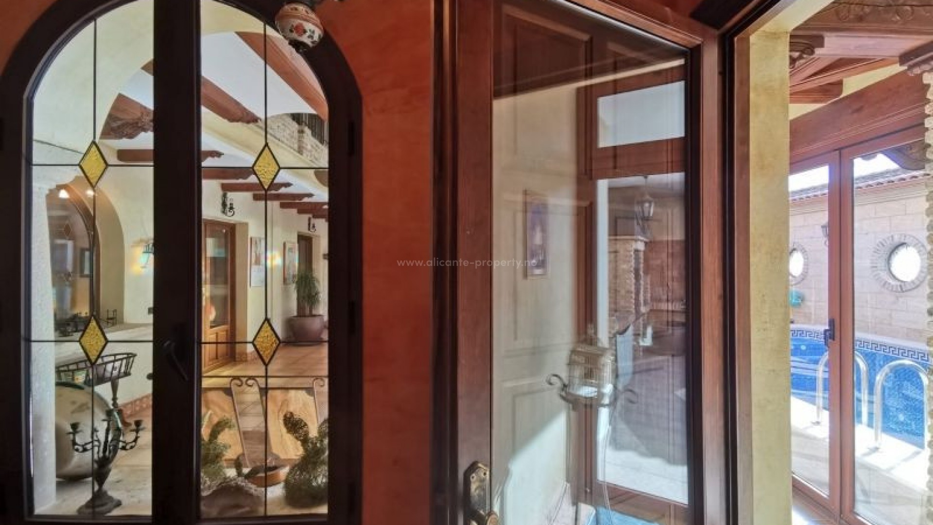 Villa en San Miguel de Salinas