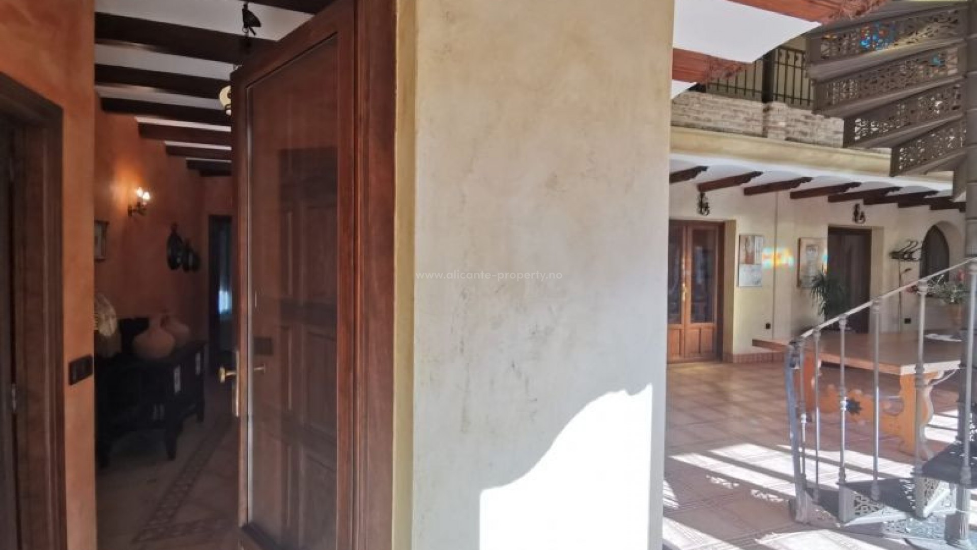 Villa en San Miguel de Salinas