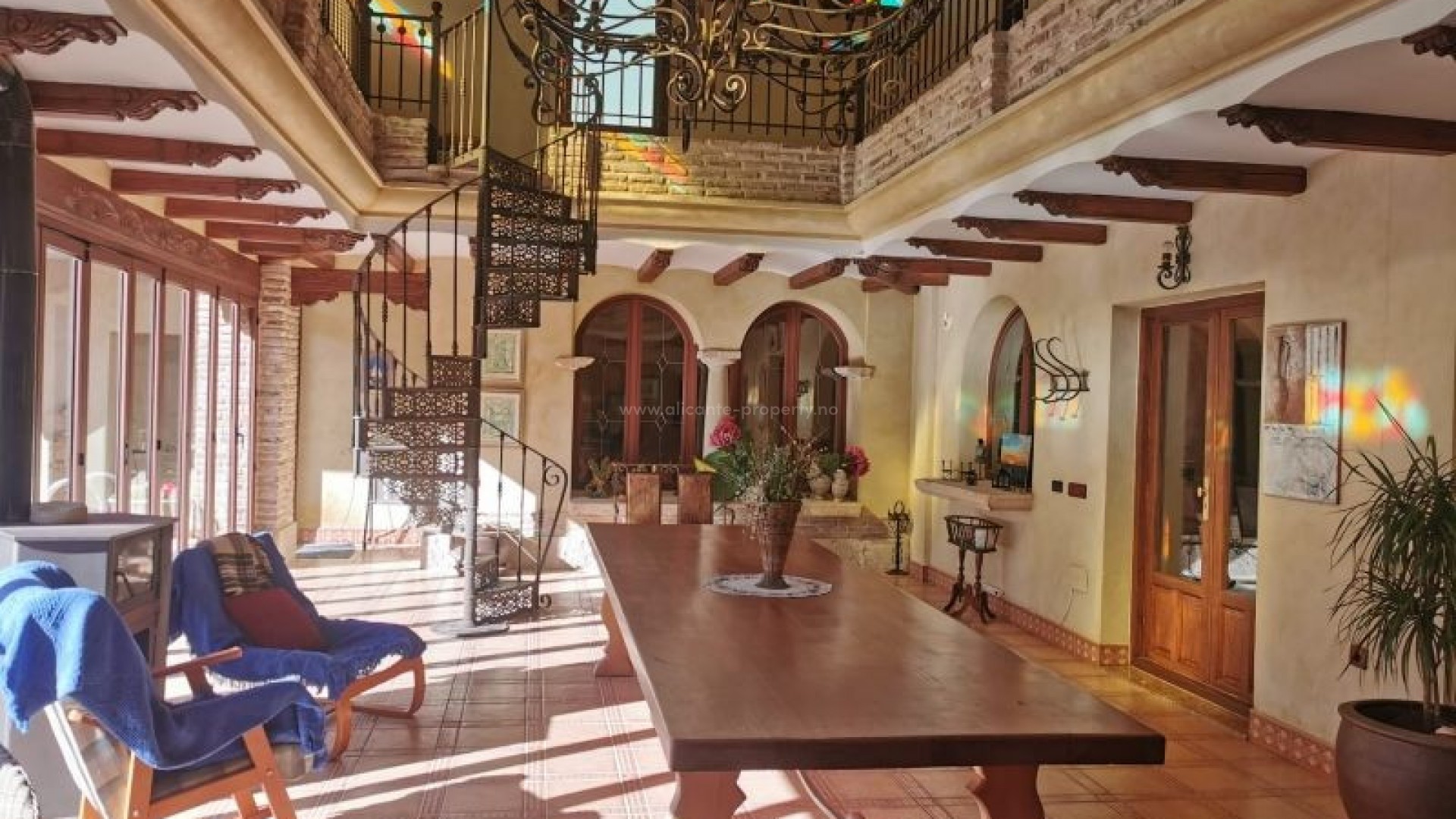 Villa en San Miguel de Salinas