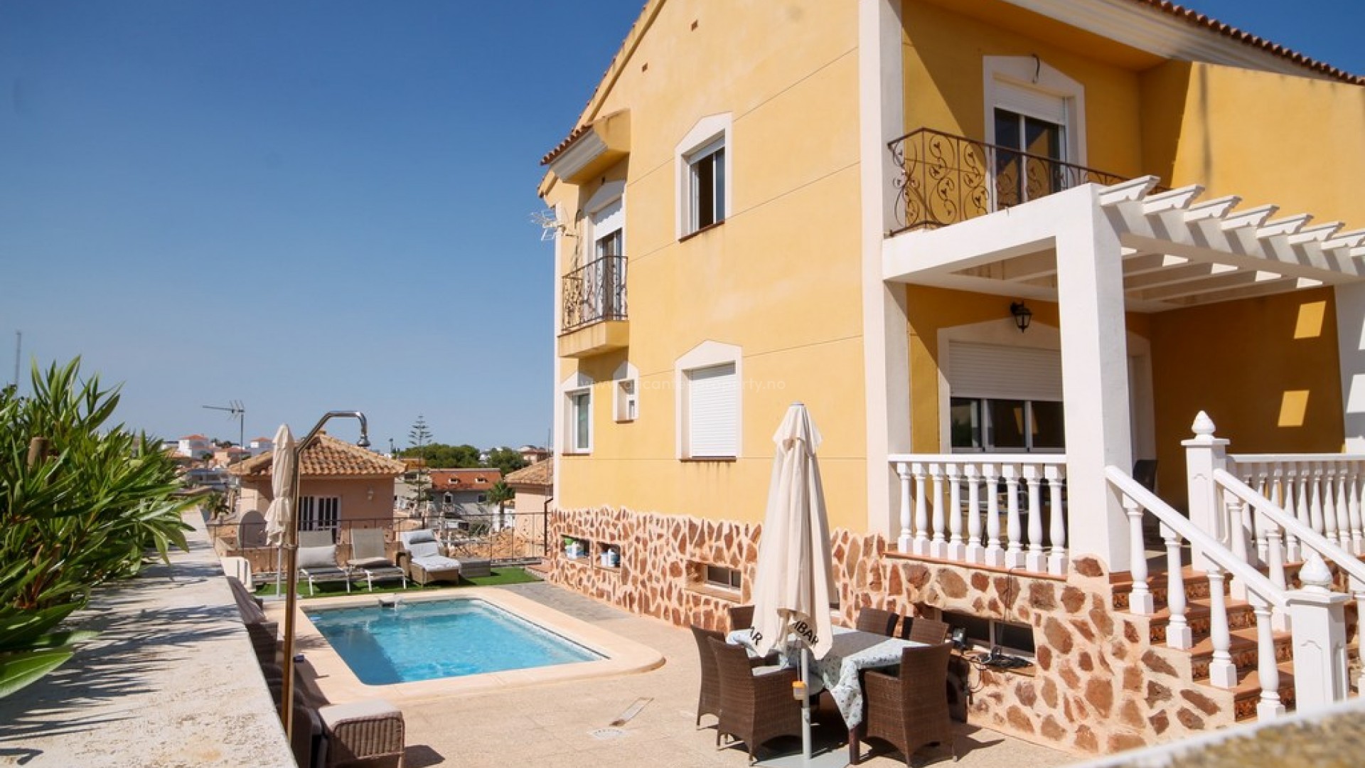 Villa en San Miguel de Salinas