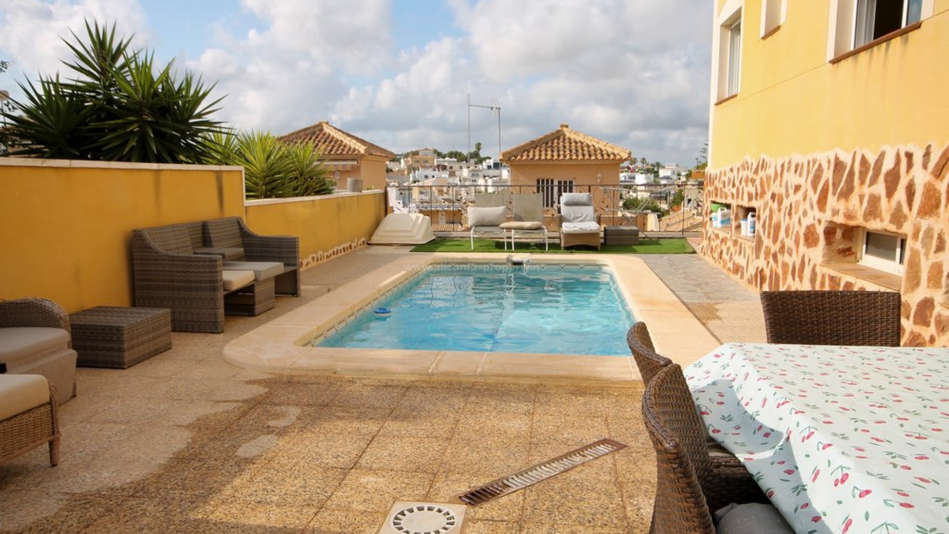 Villa en San Miguel de Salinas